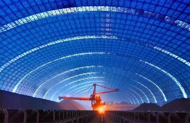 华蓥亿优钢构工程师为您解析原料场封闭技术的特点和类型